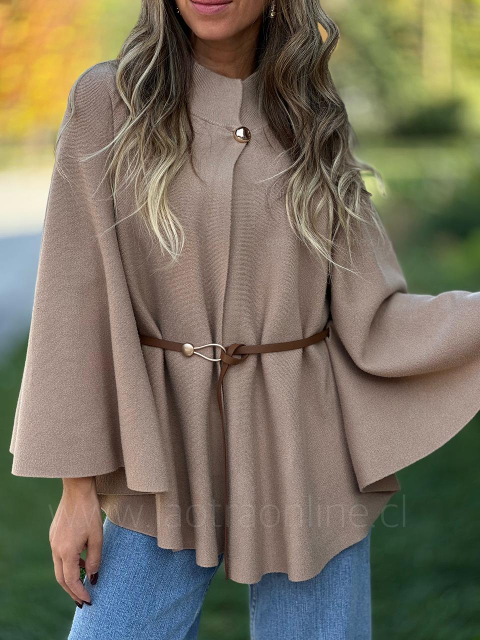 Capa/Sweater Copacabana camel