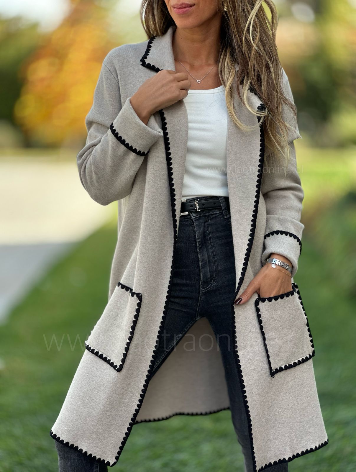 Abrigo Melania camel