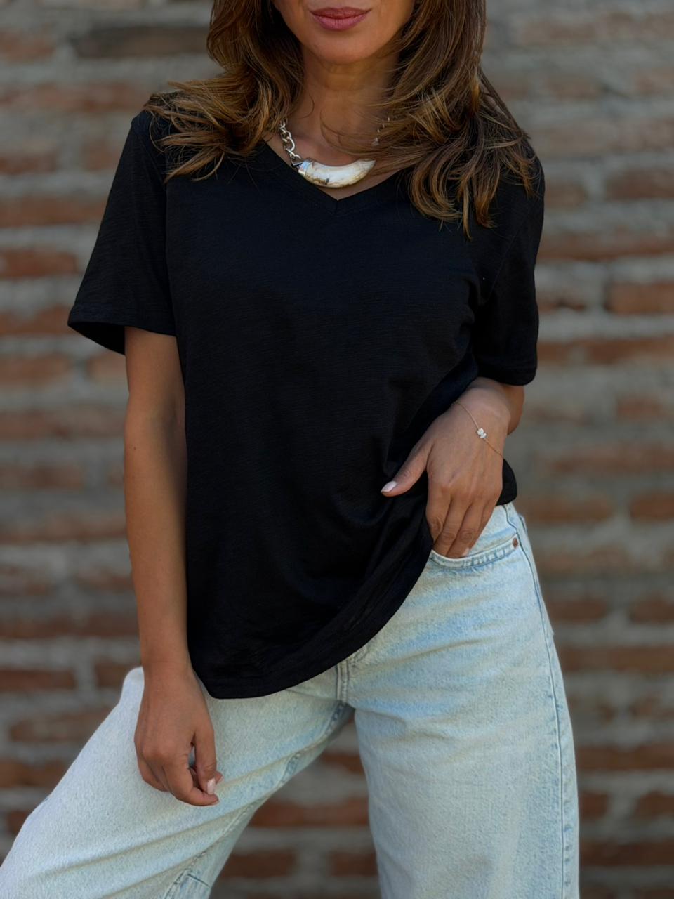 Polera Madrid negro