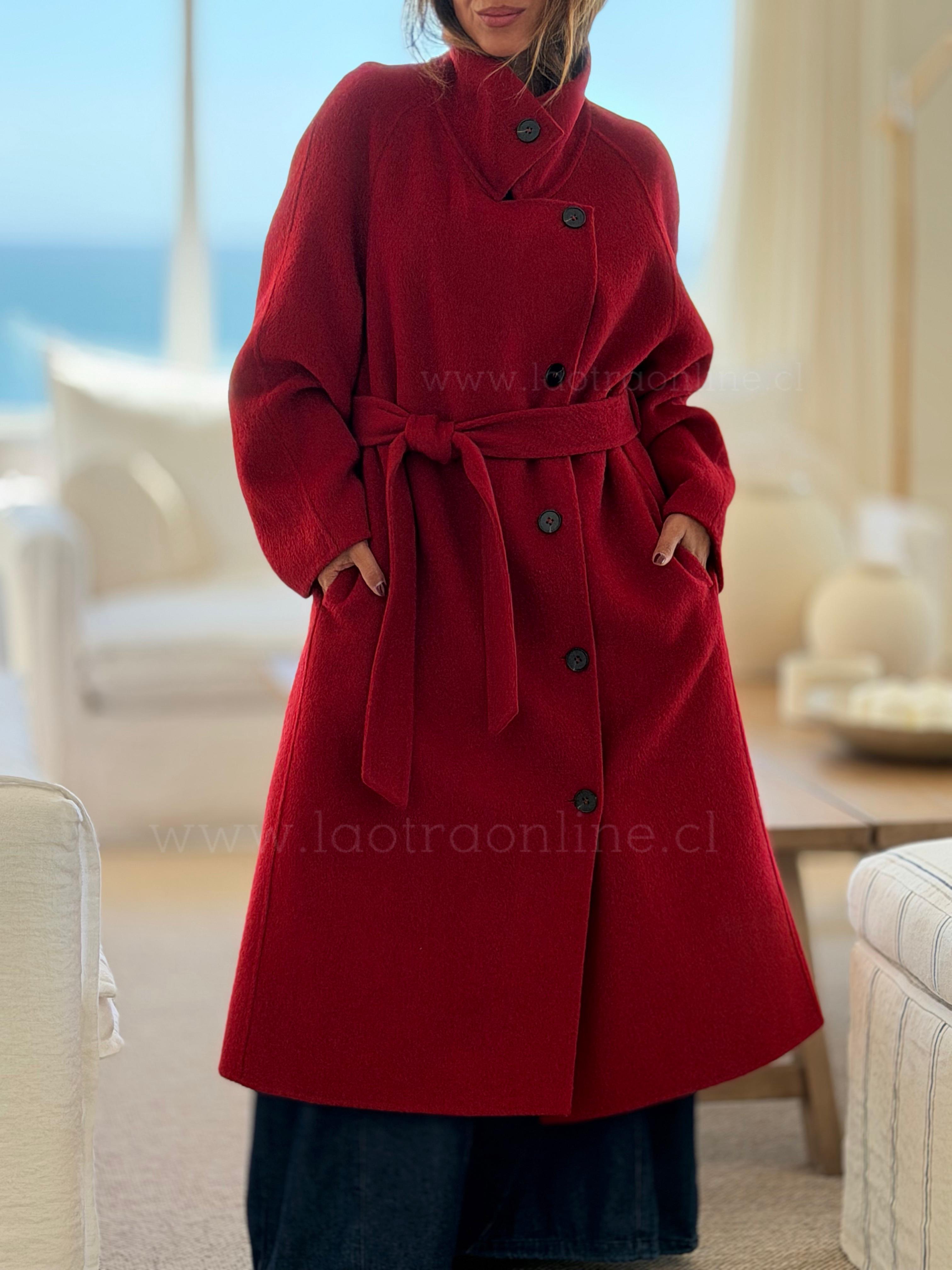 Abrigo La Emperatriz rojo