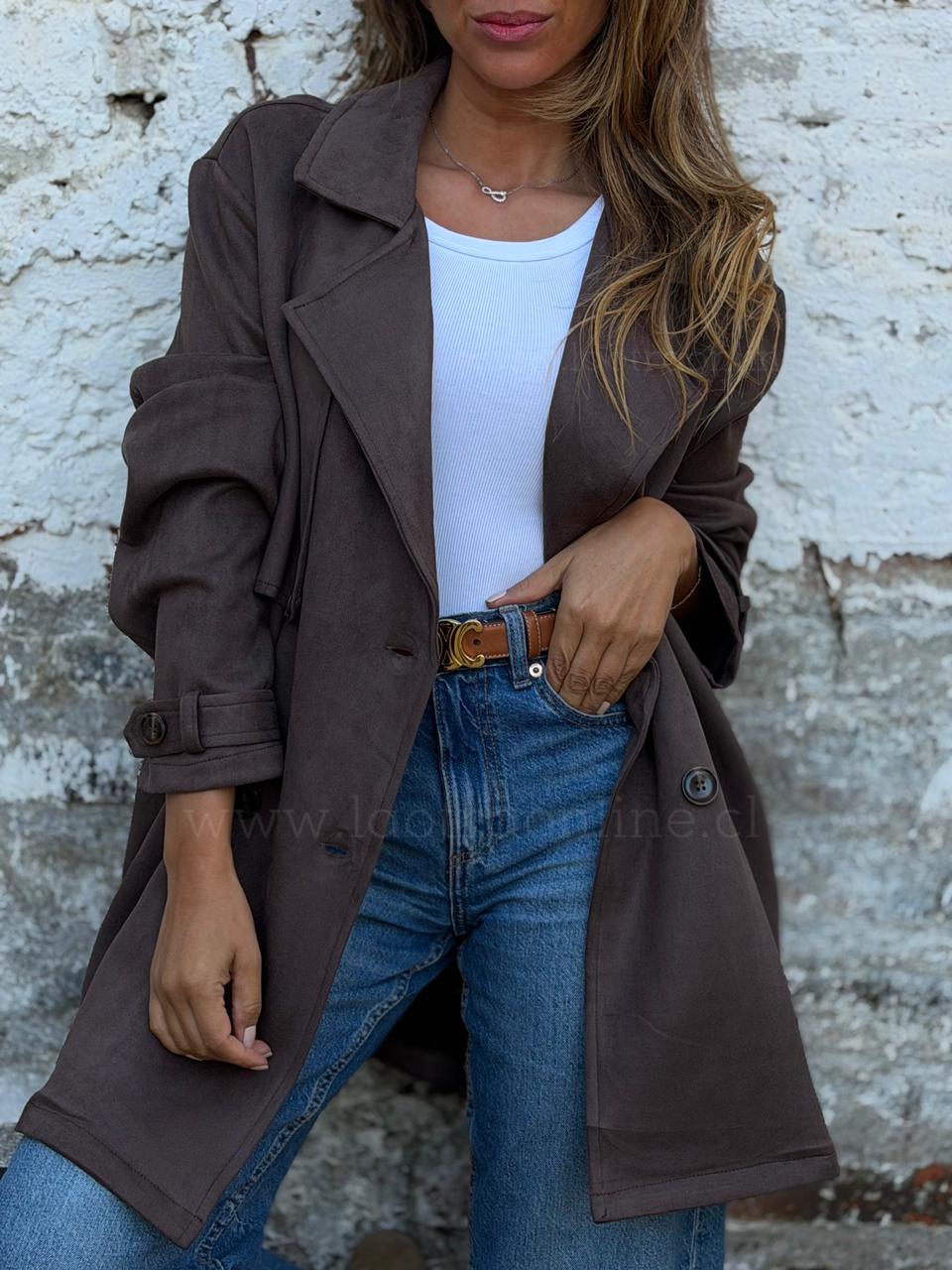 Trench Oversize marrón