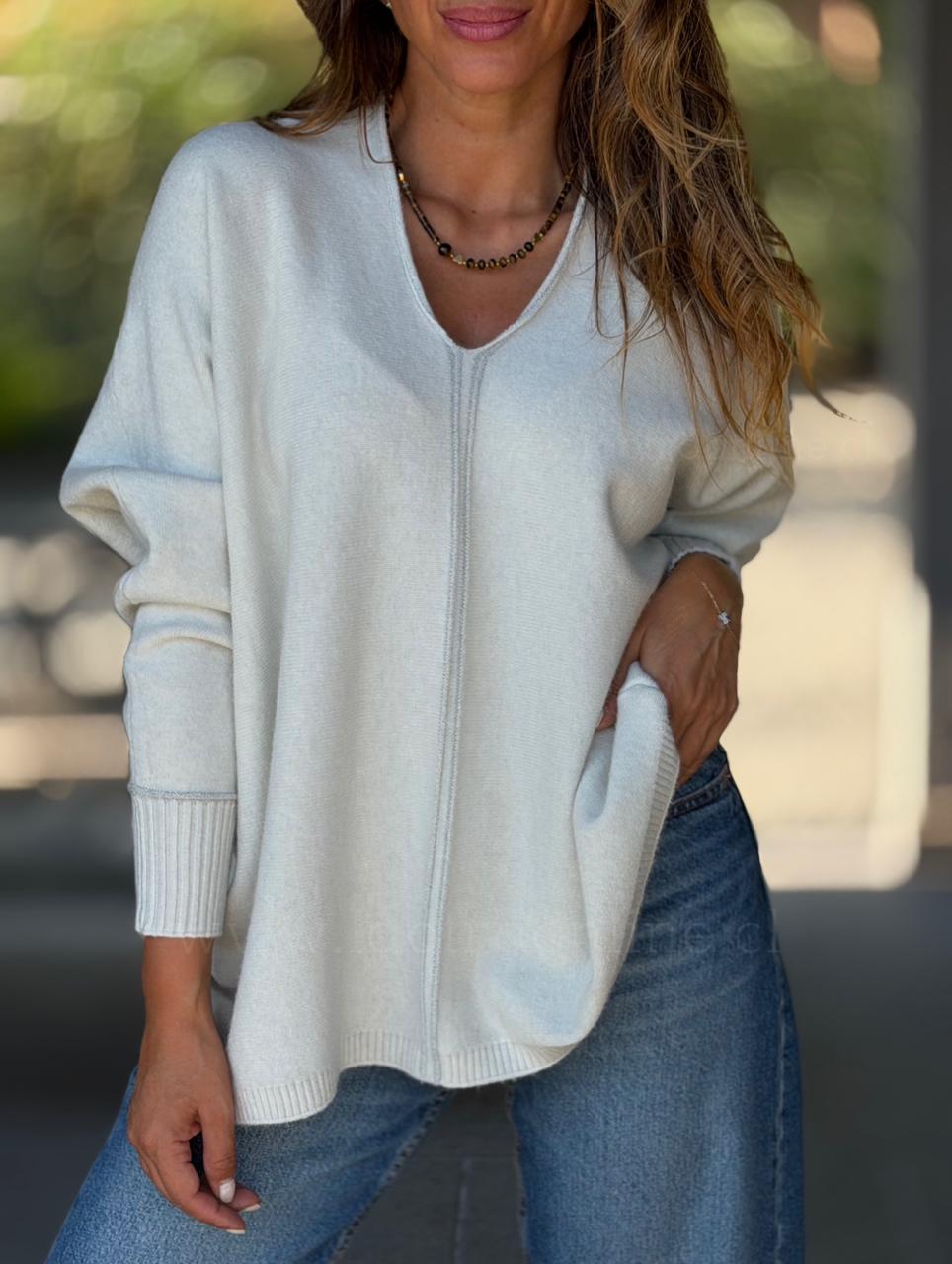 Sweater Cuello V hilo plata crema