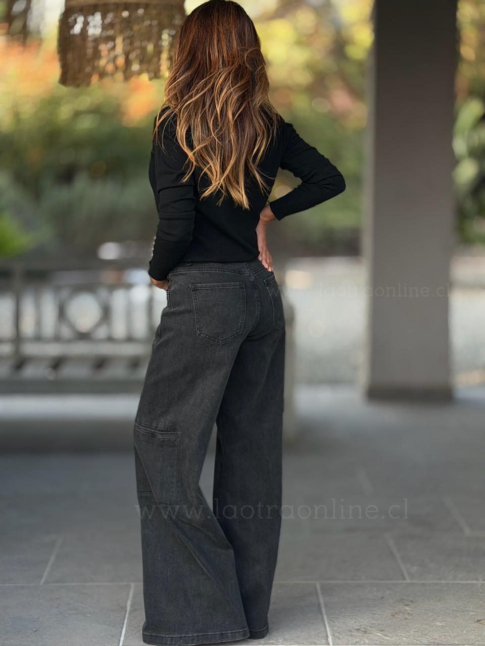Wide Leg cargo negro