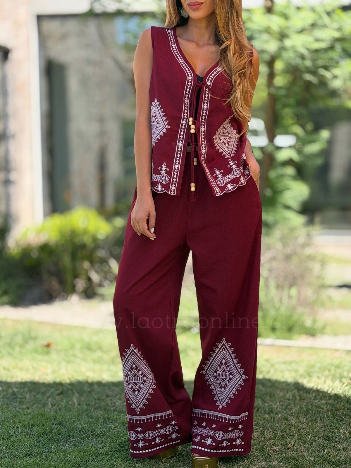 Conjunto Bordado cherry