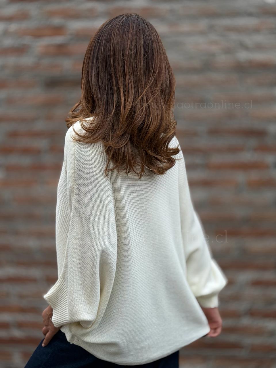 Sweater capa cruzada crema