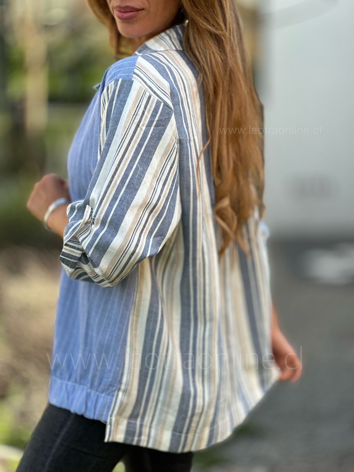 Blusa Tíbet celeste