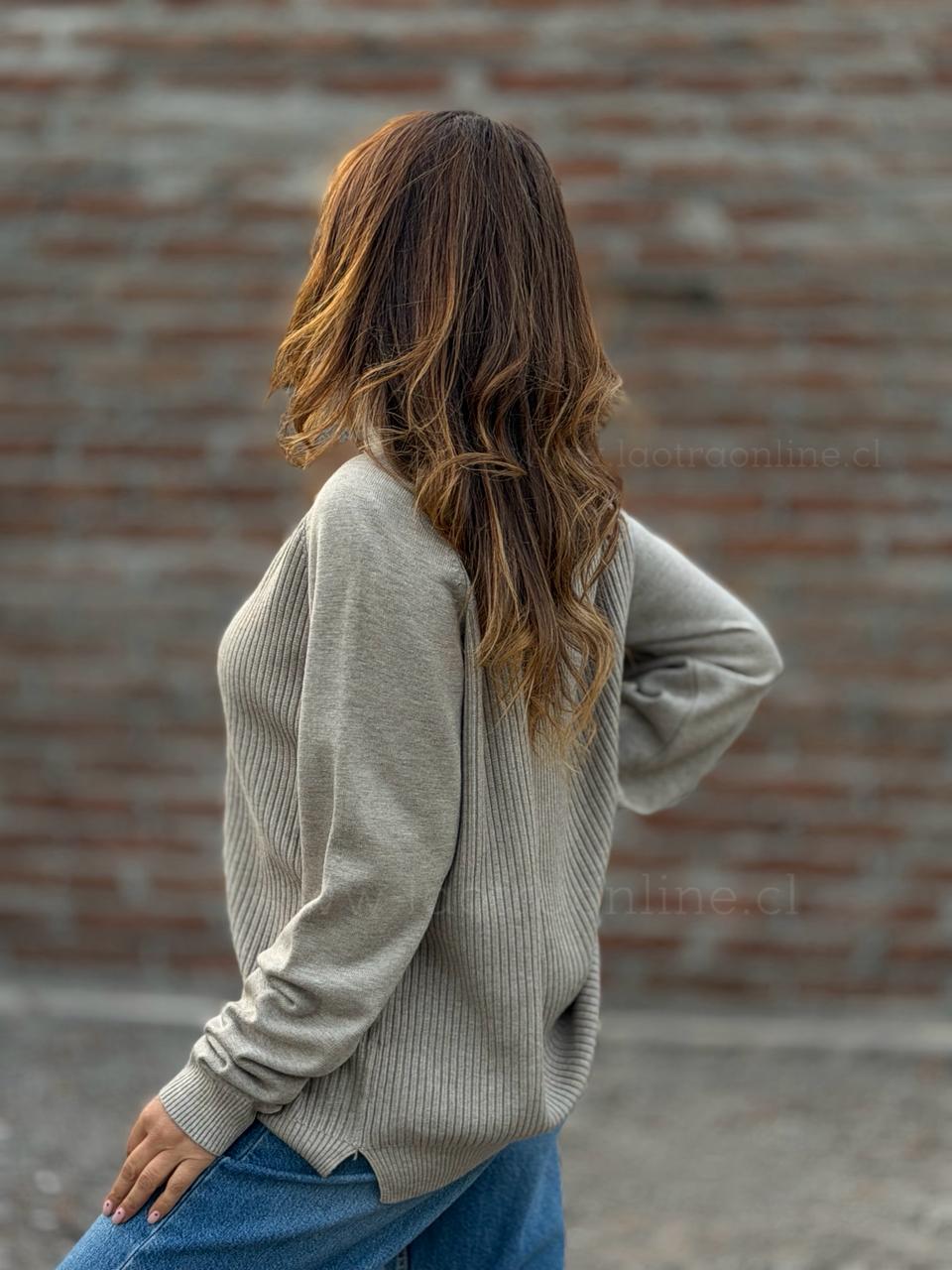 Sweater Cuello precioso arena