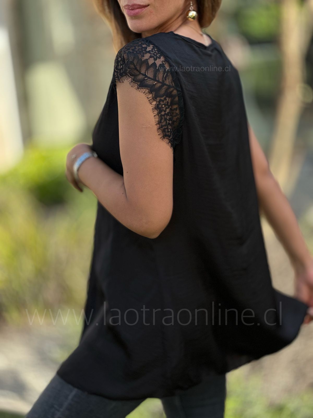 Polera Linda negro