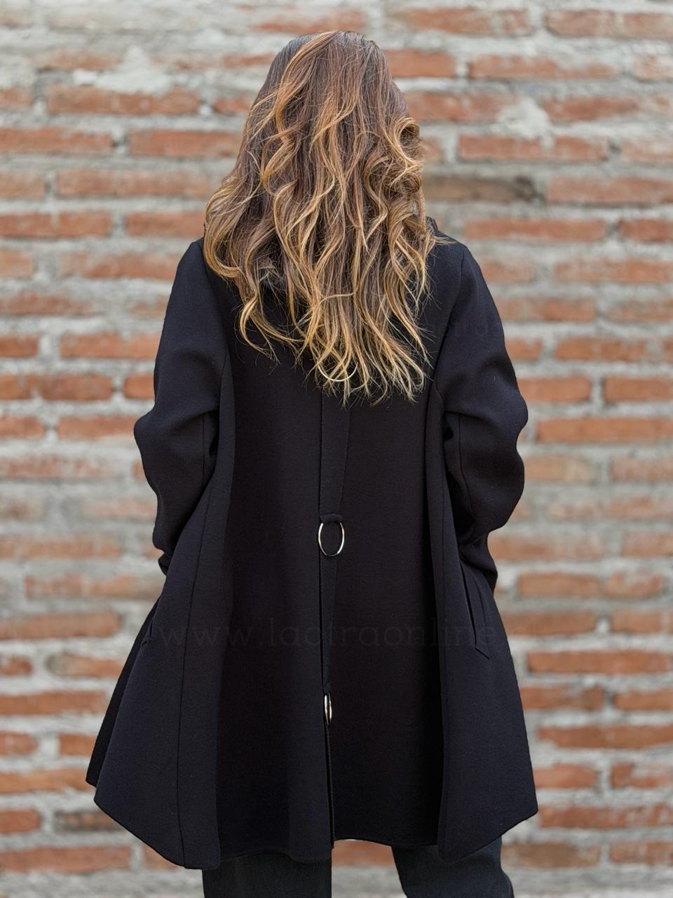 Abrigo La Condesa negro