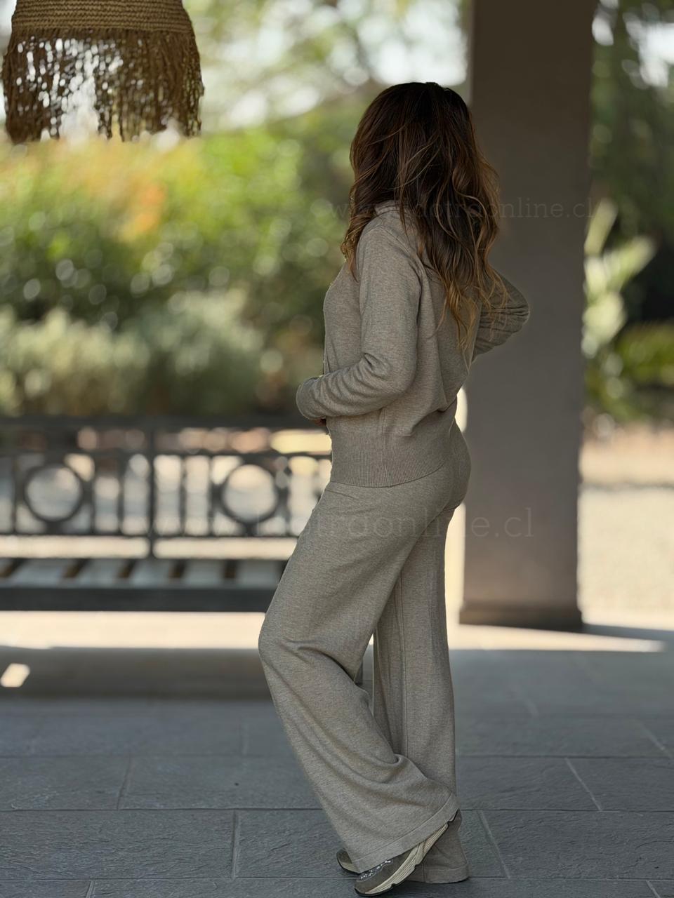 Set Pantalón+poleron arena