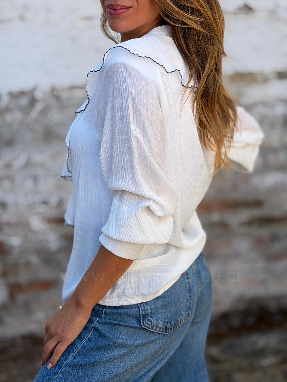 Blusa Vuelitos bordado