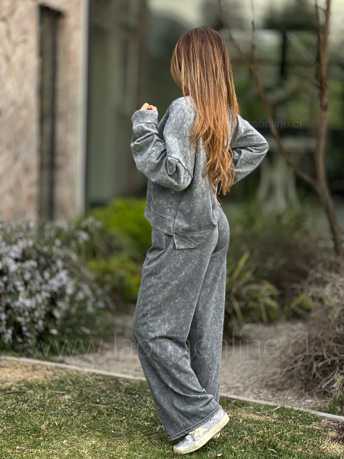 Conjunto La Otra Tienda gris