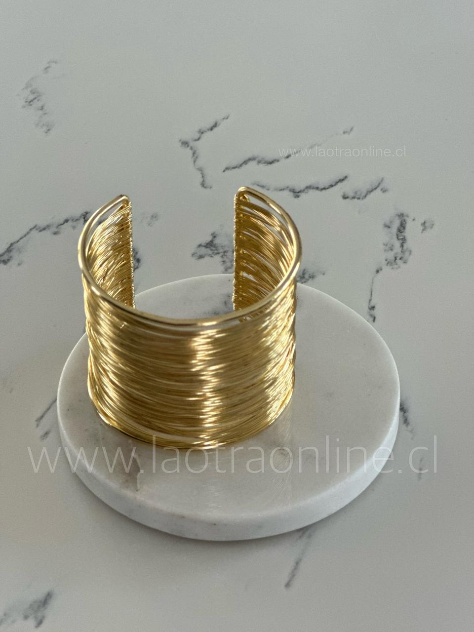 Pulsera/esclava África dorado