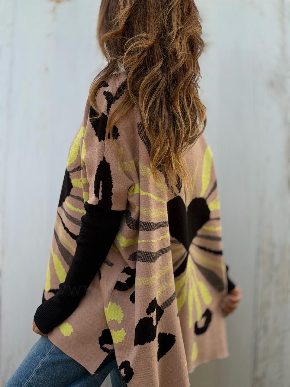 Oversize Love camel