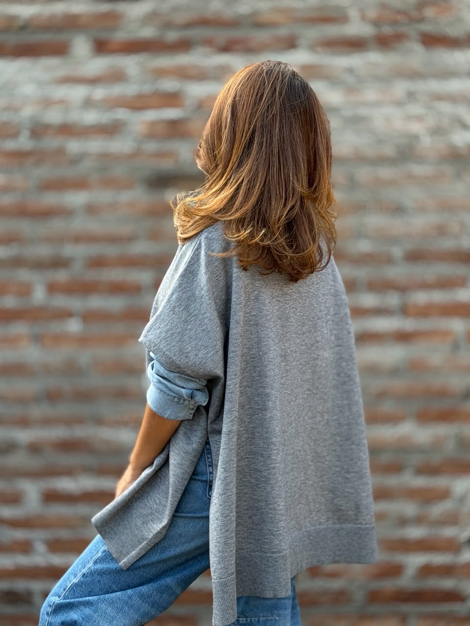 Sweater/poncho Isla gris
