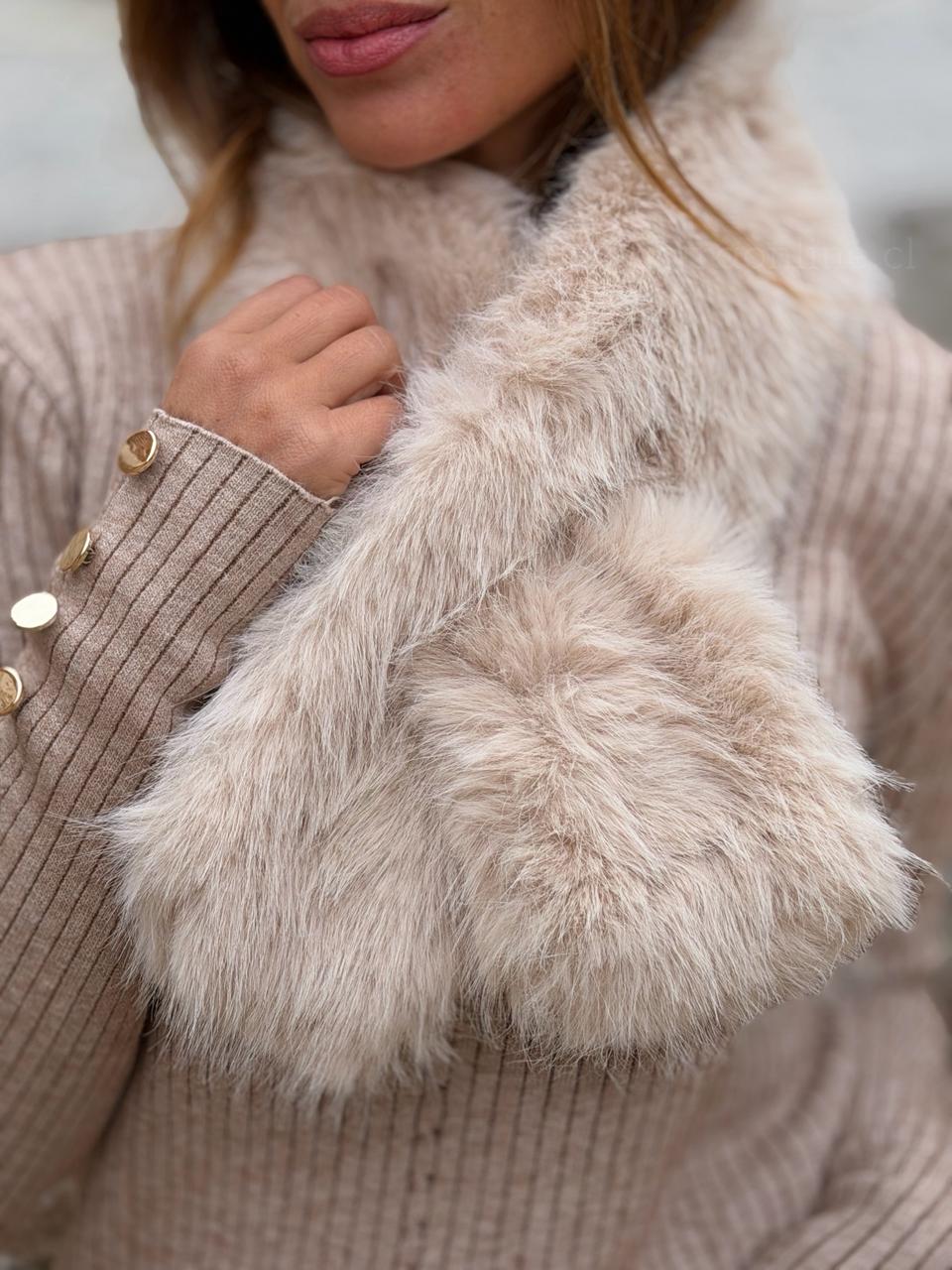 Bufanda Peludita beige
