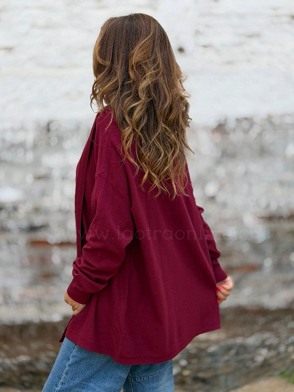 Sweater Cuello trenza cruzado cherry