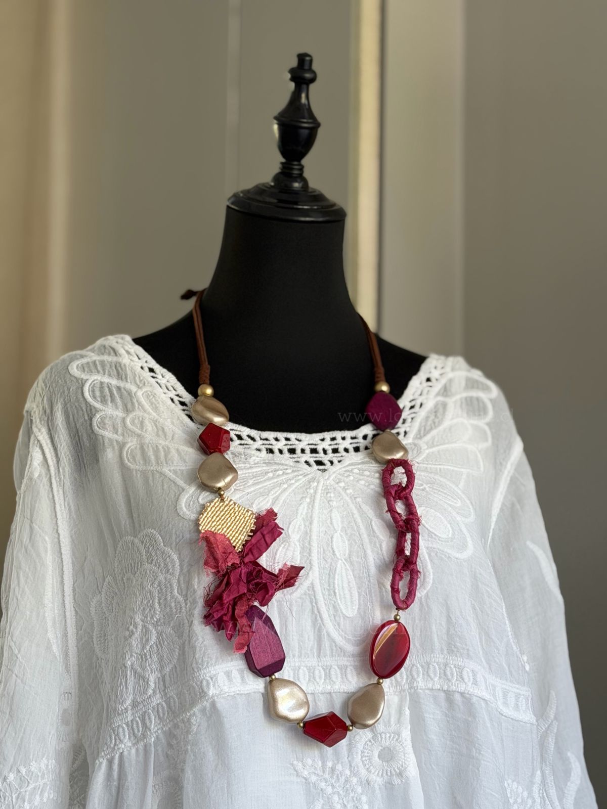 Collar Eterna guinda