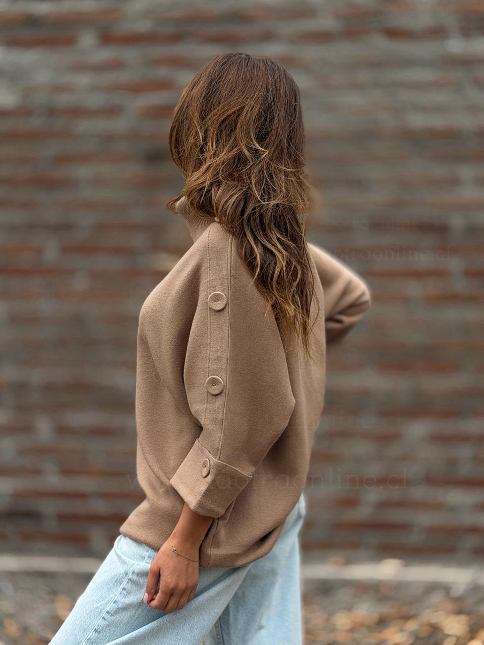 Sweater Botón tejido camel