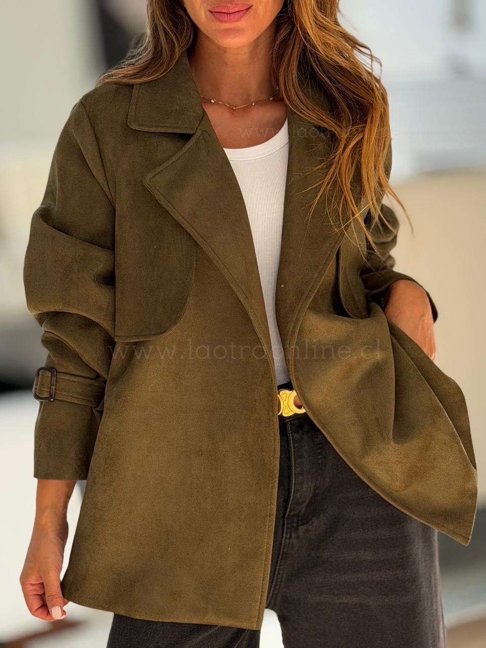 Trench gamuza forrado olivo