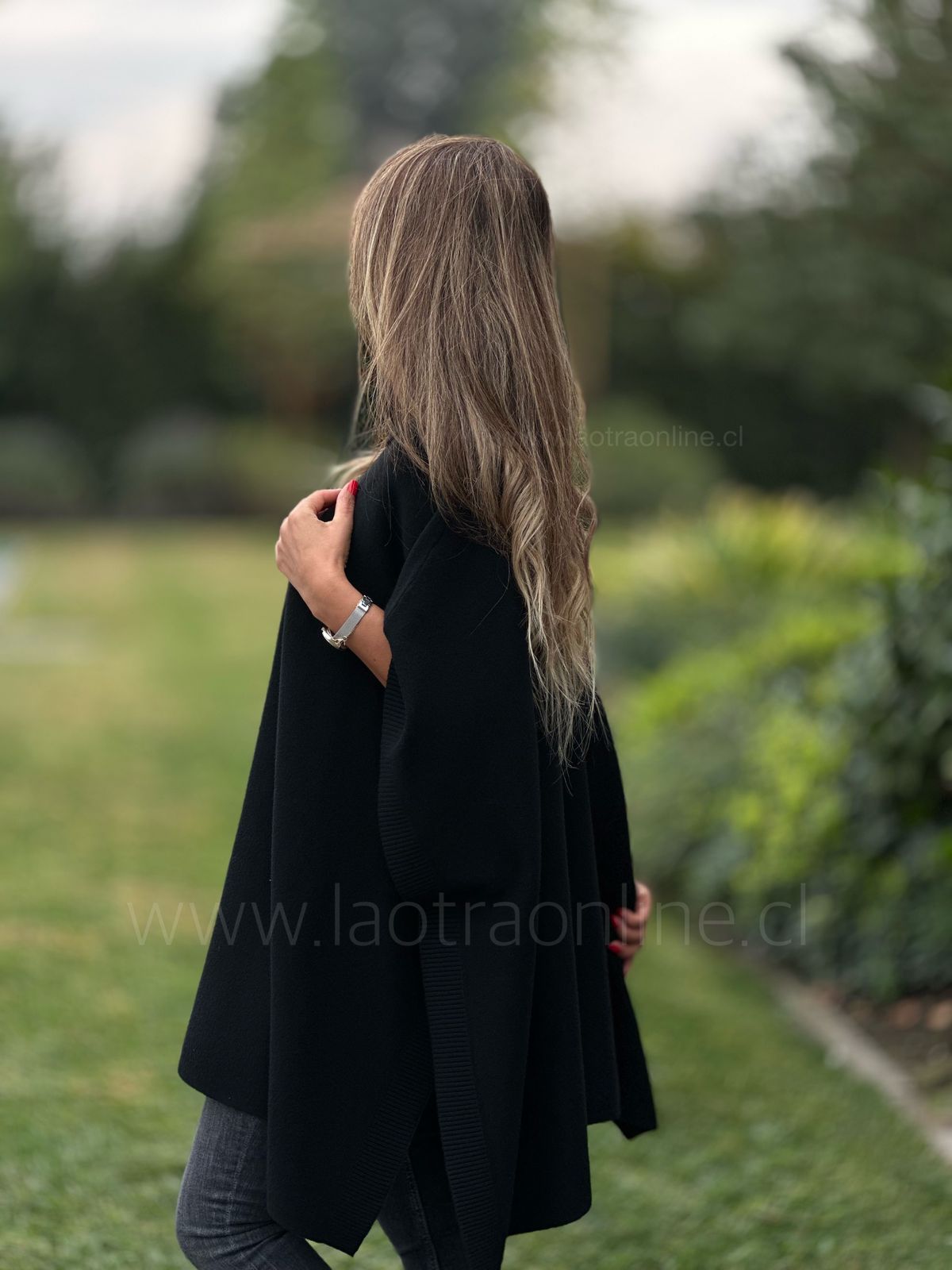 Sweater/poncho San Blas negro