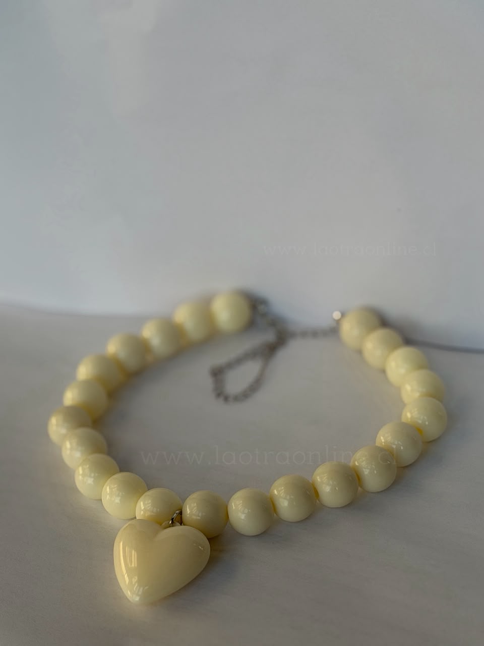 Collar Love marfil