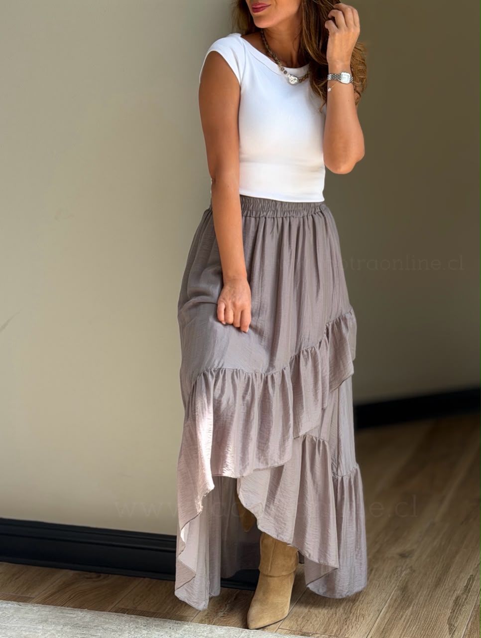 Falda Túnez gris cielo