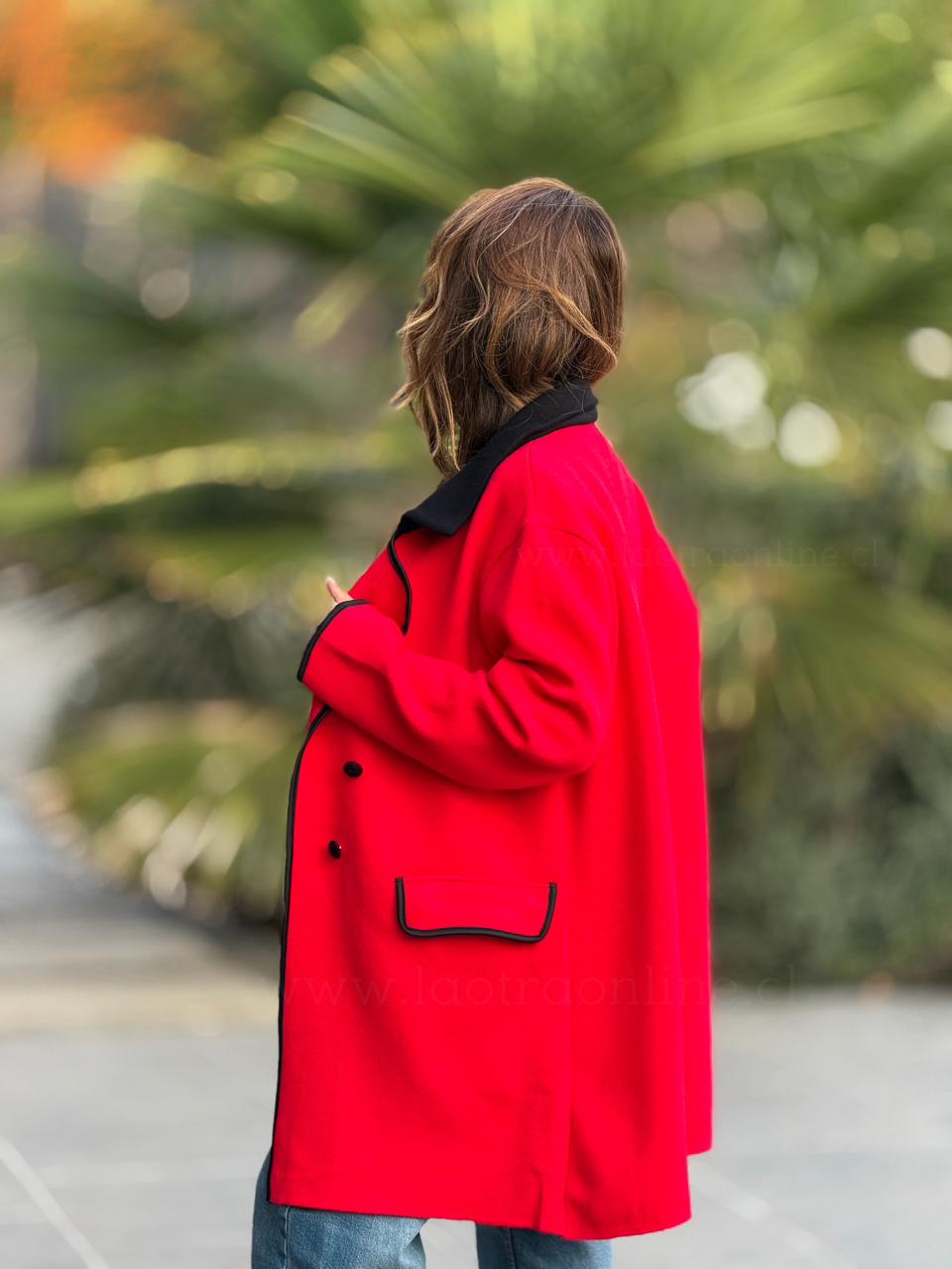 Abrigo Ilusión rojo