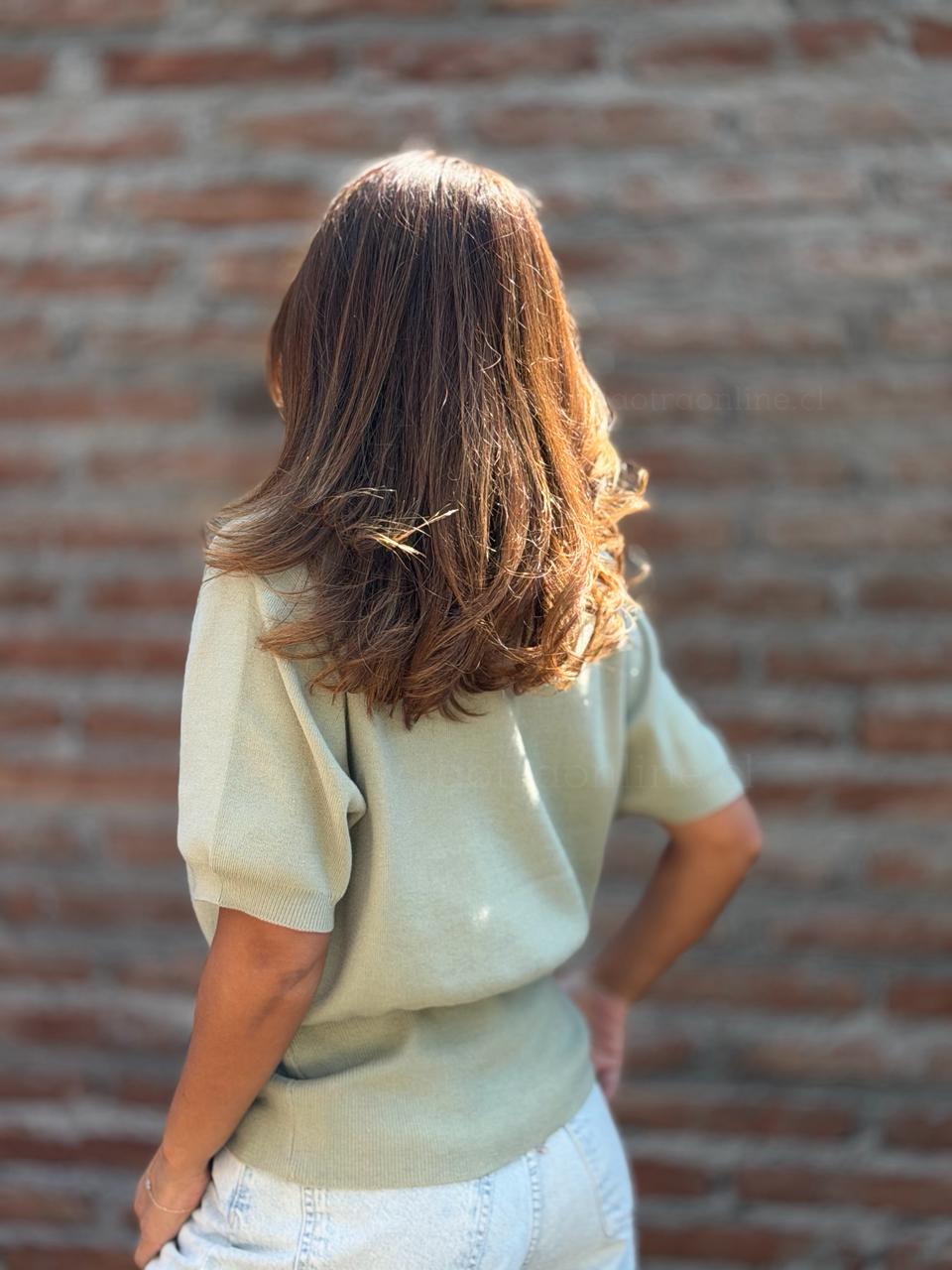 Polera Boton colores menta