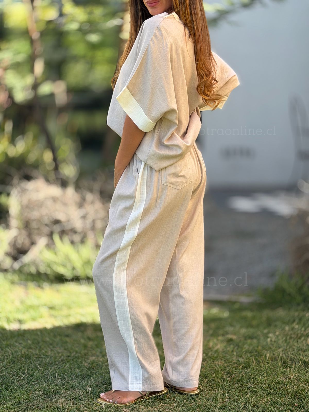 Conjunto Insuperable beige