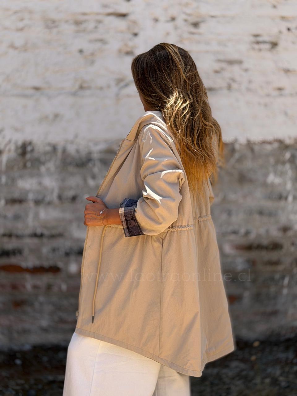 Gabardina Reversible crema