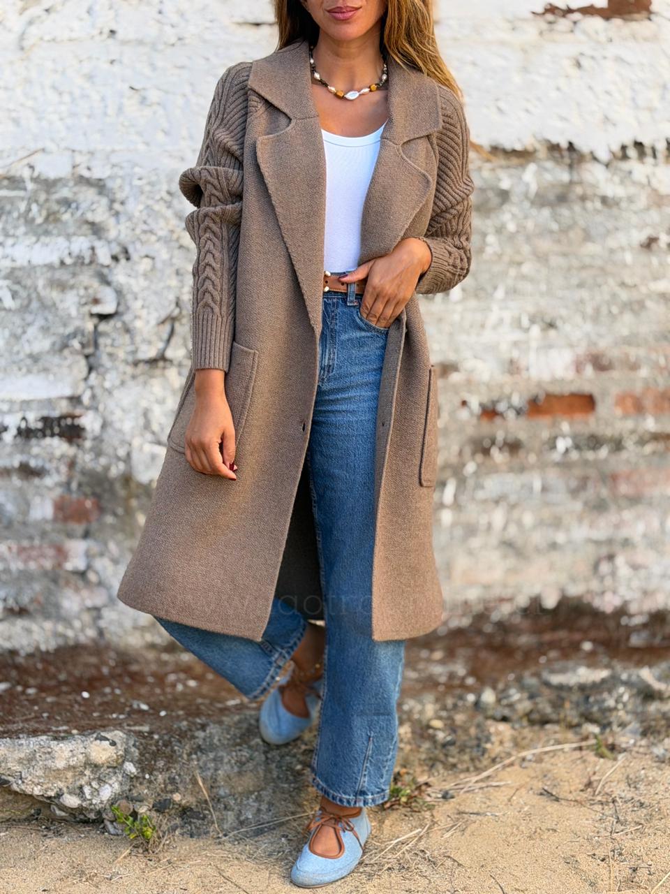 Abrigo Cleopatra taupe