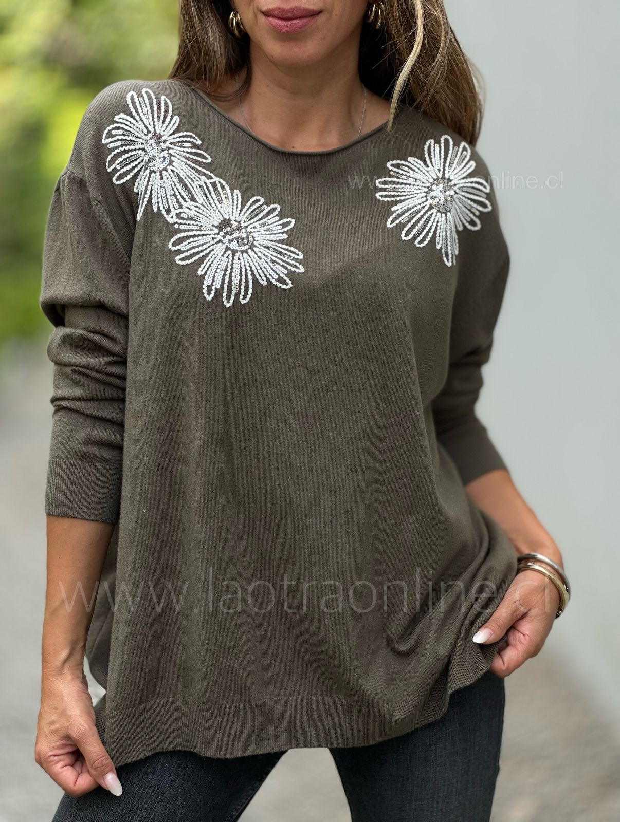 Sweater Filipinas olivo