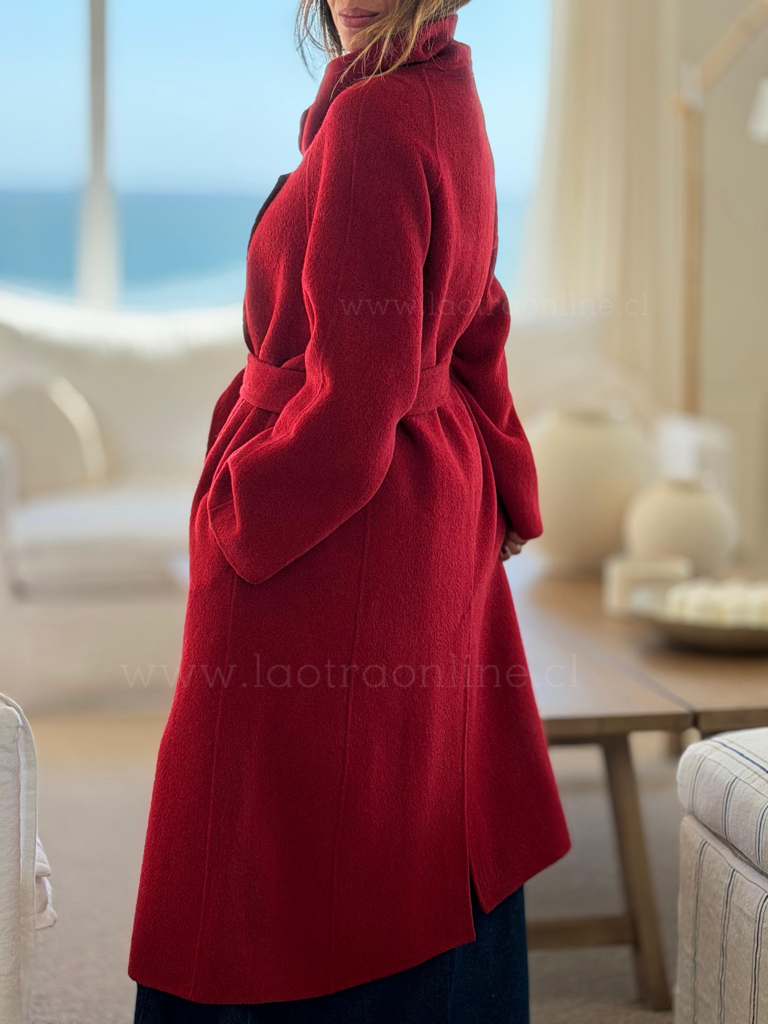 Abrigo La Emperatriz rojo