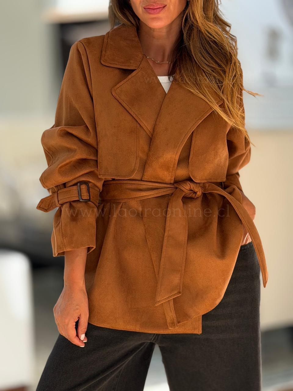 Trench gamuza forrado toffe
