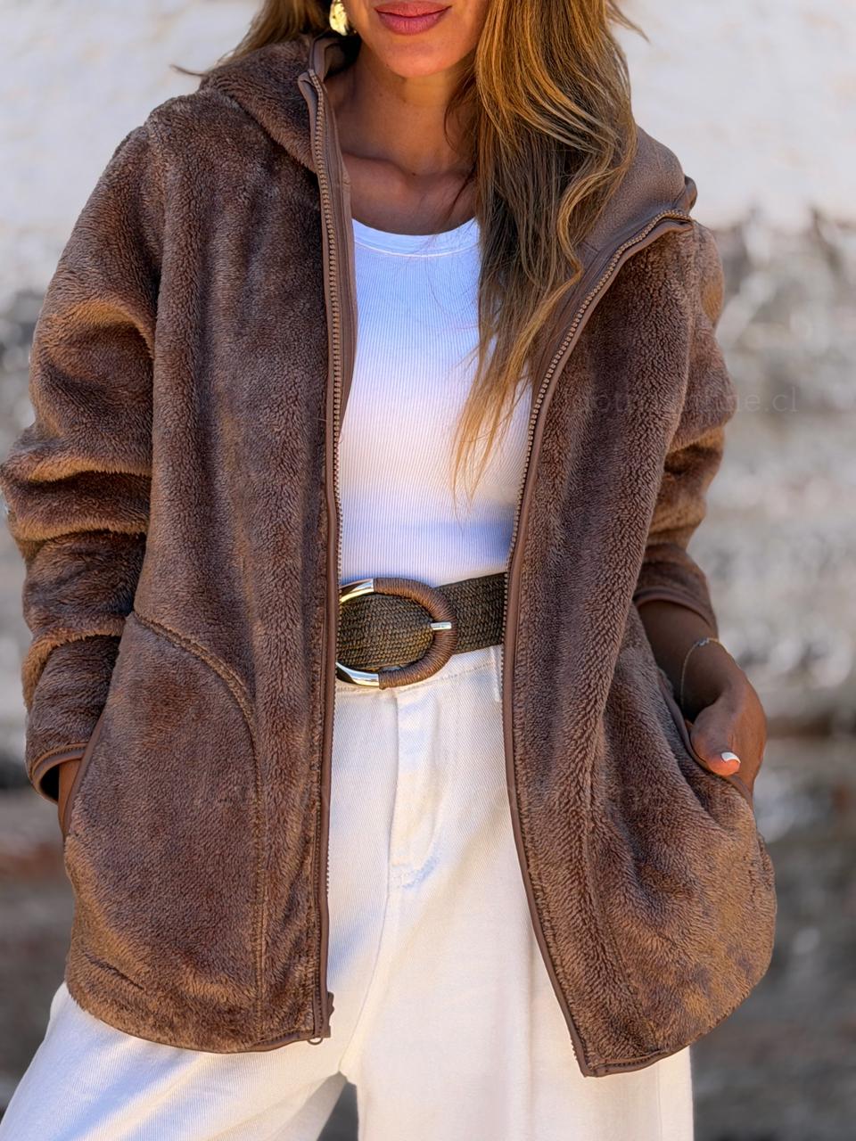 Reversible Aura camel