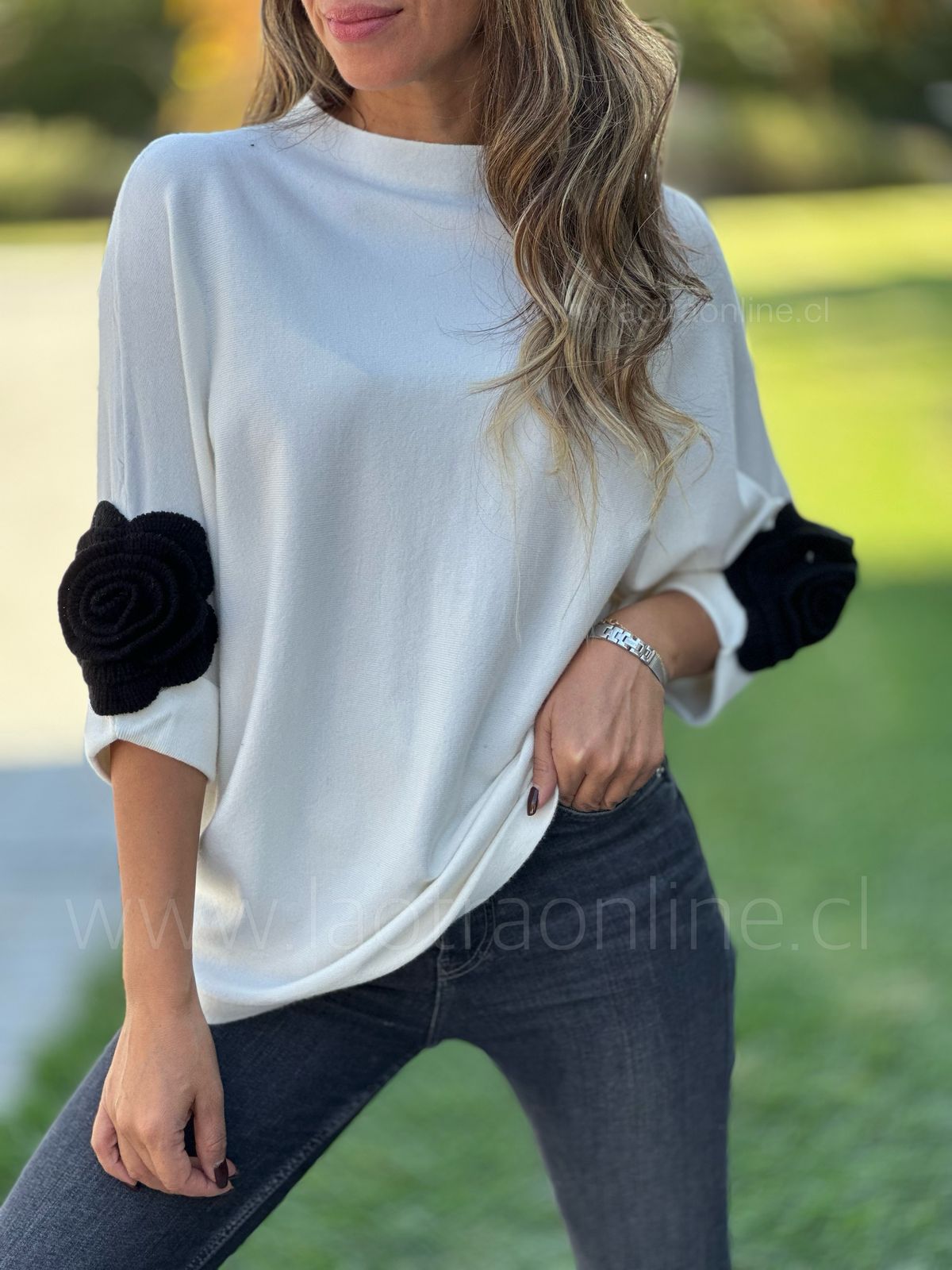 Sweater Flor 3D blanco