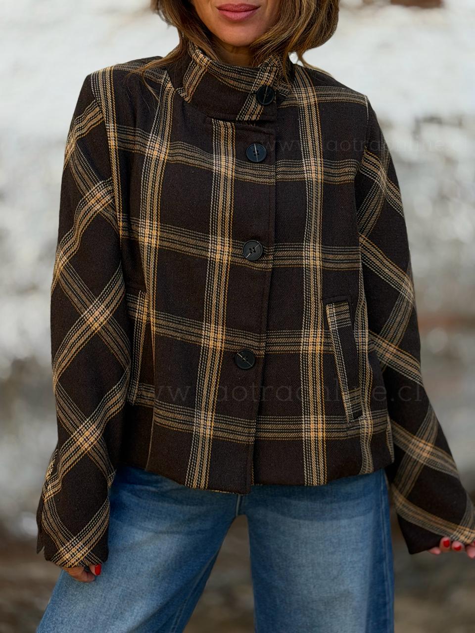 Chaqueta Escocés cuello funnel marrón