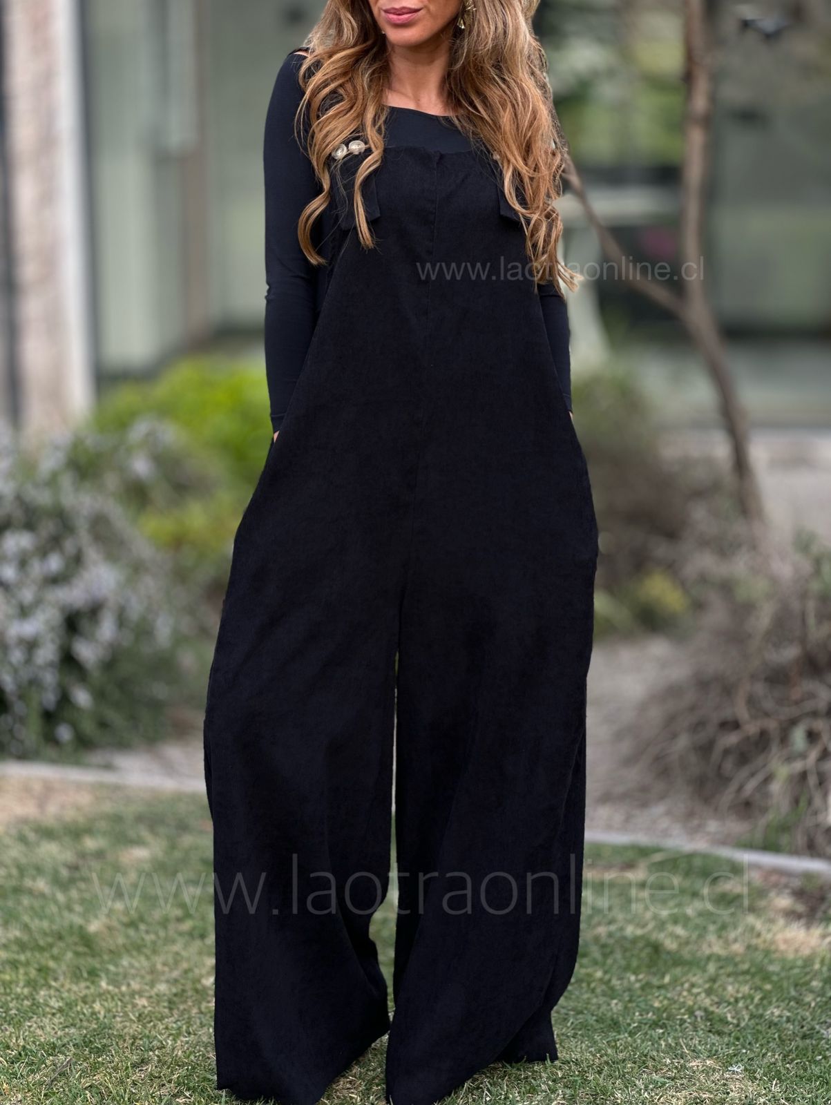 Jardinera Cotelé negro