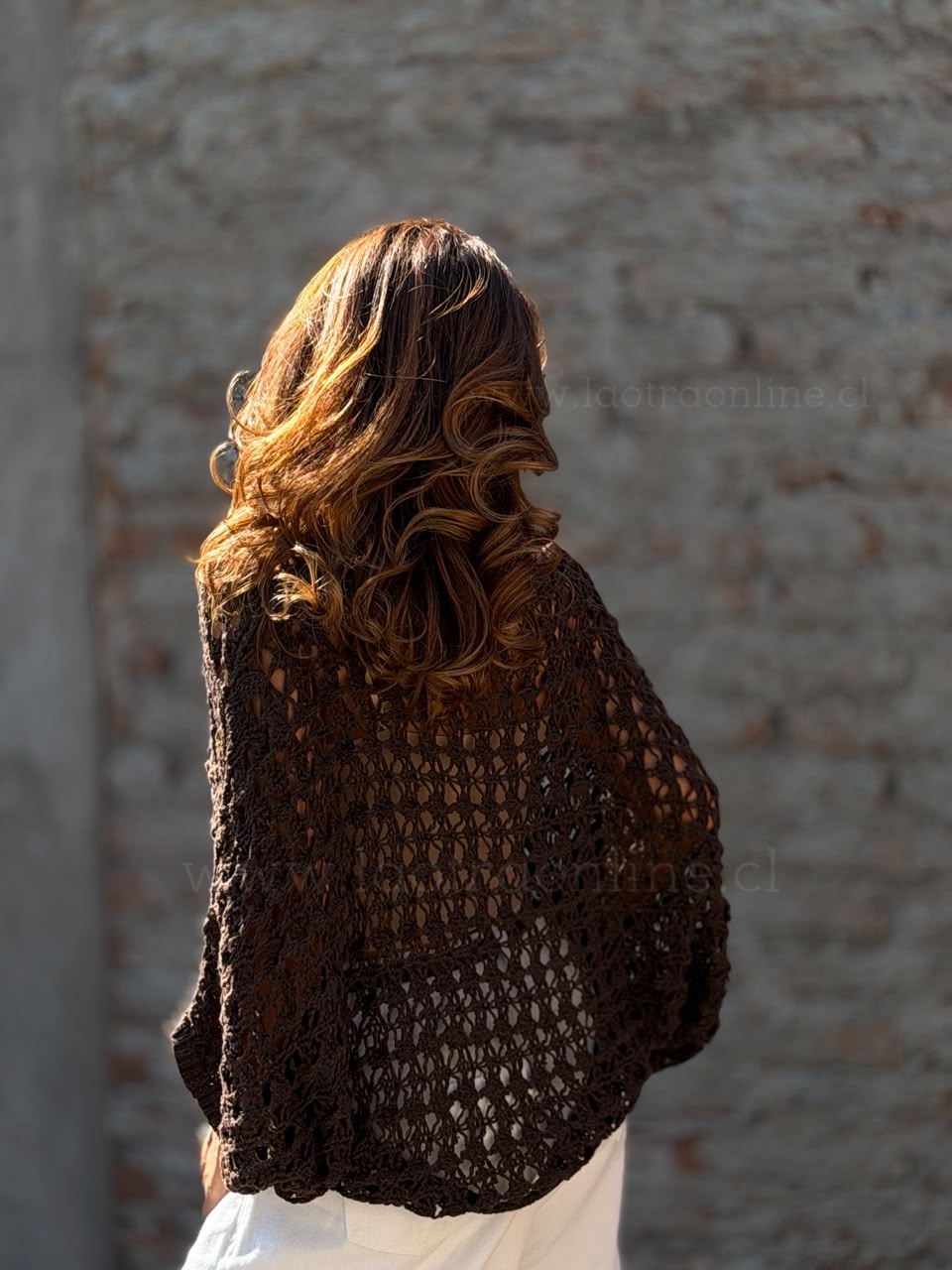 Sweater calado marrón oscuro