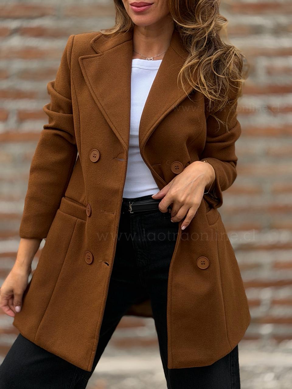 Abrigo Majestad choco