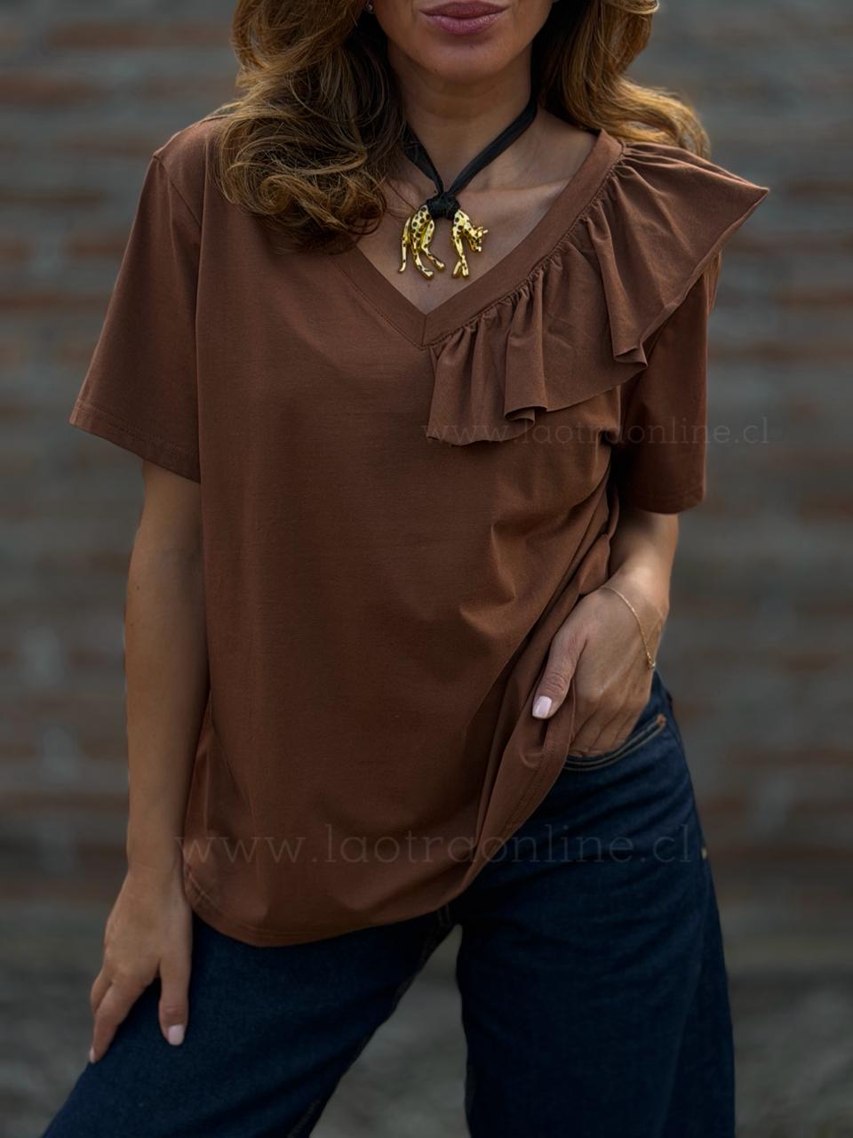 Polera Vuelo cuello V choco