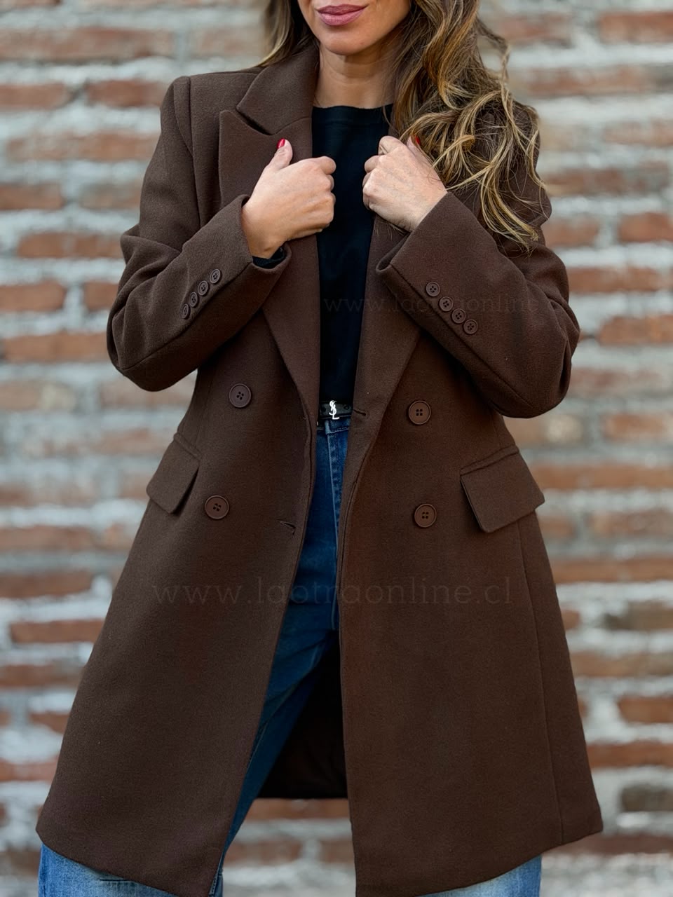 Abrigo Majestuoso choco