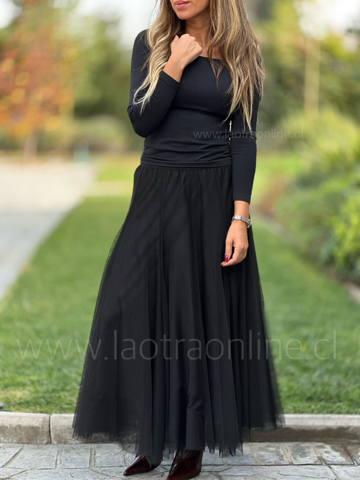 Falda Parisina negro