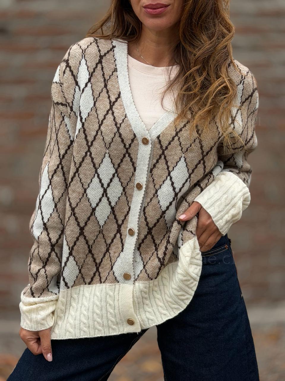 Chaleco Rombos trenza arena/blanco