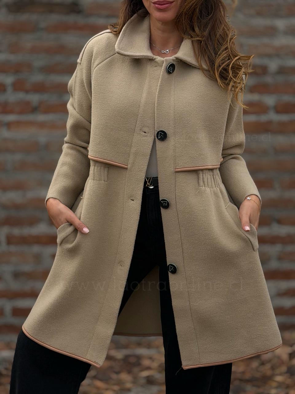 Abrigo/Trench Monarca camel