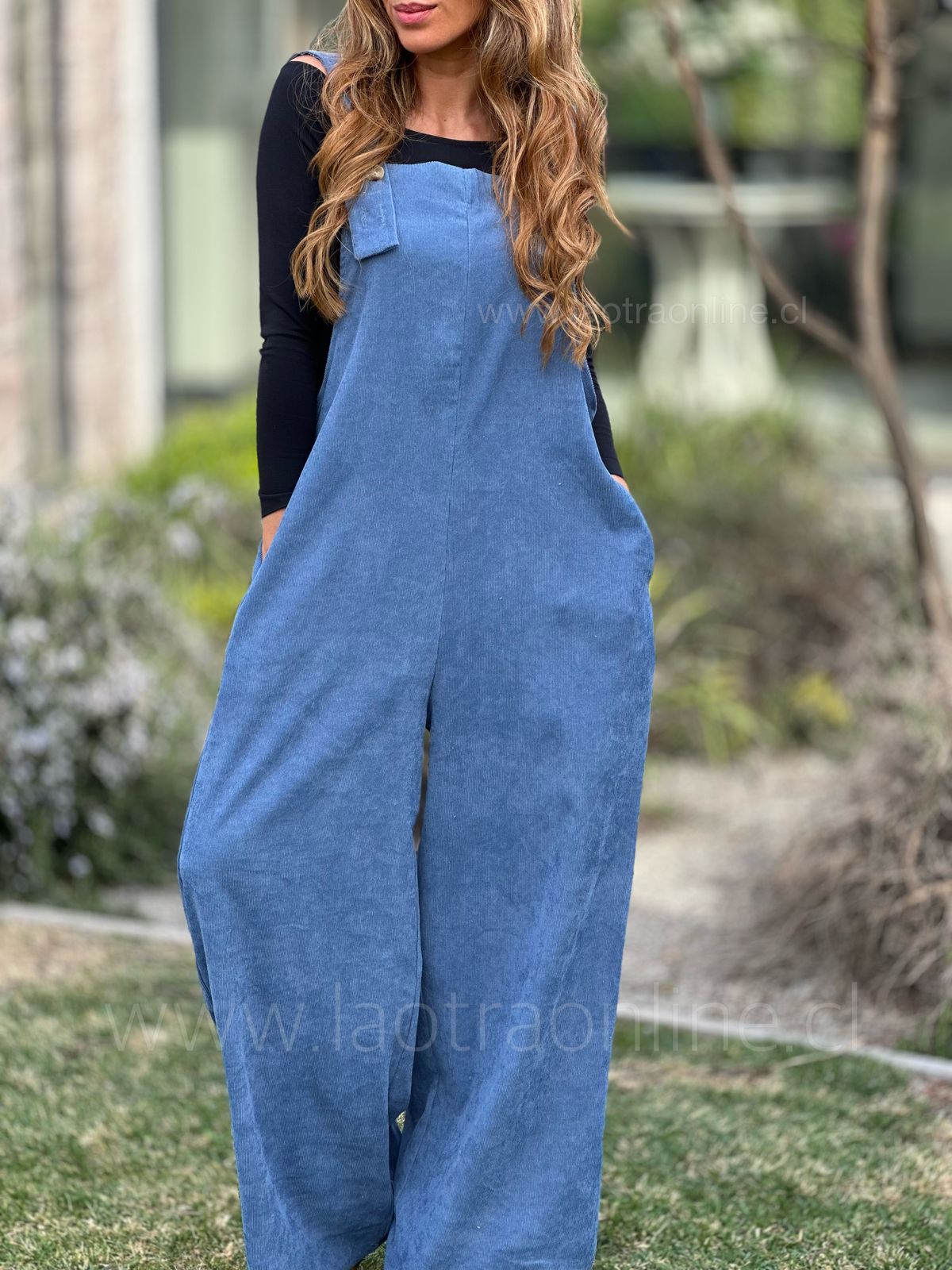 Jardinera Cotelé azul