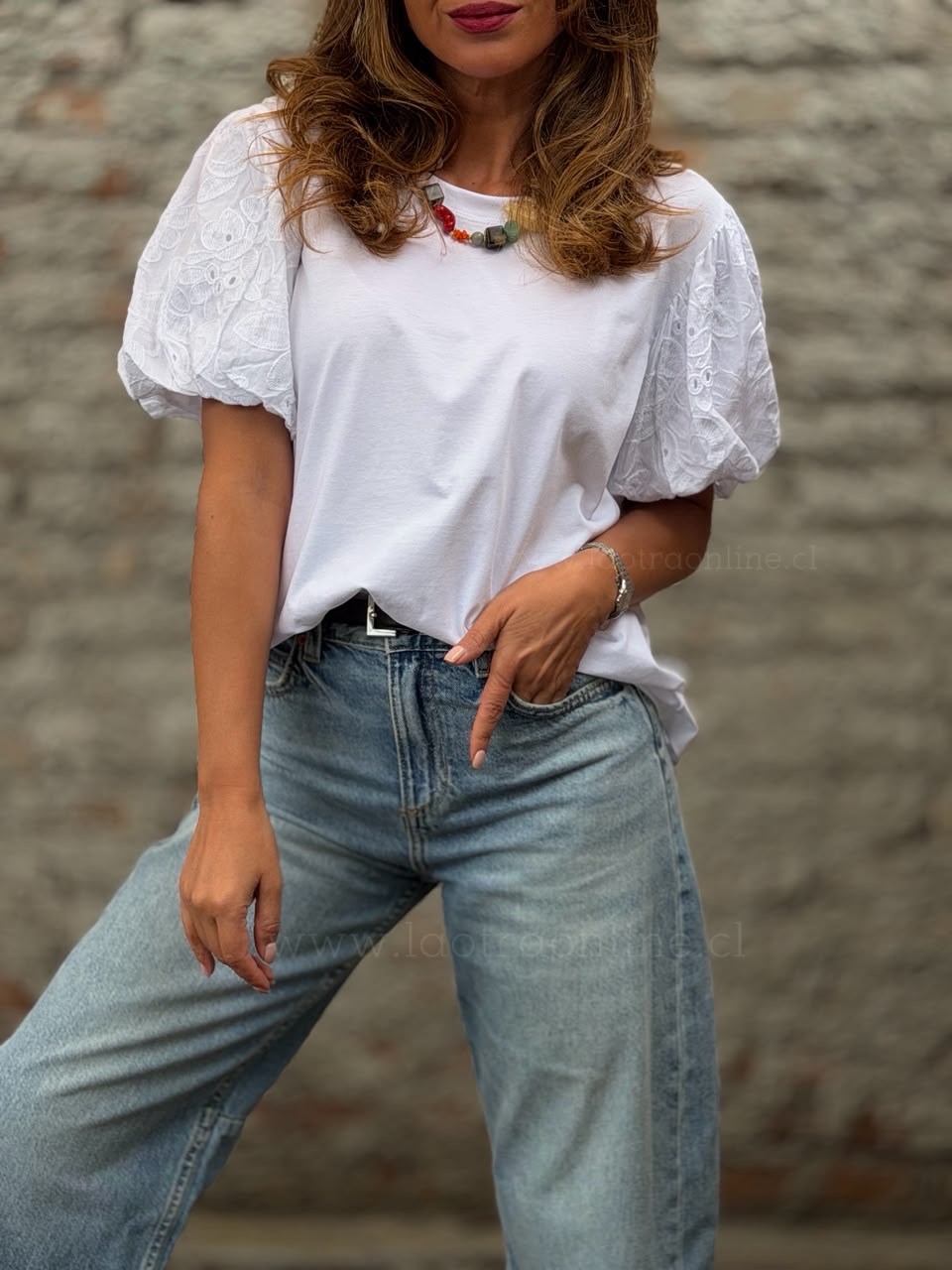 Polera manga bordada abullonada blanco