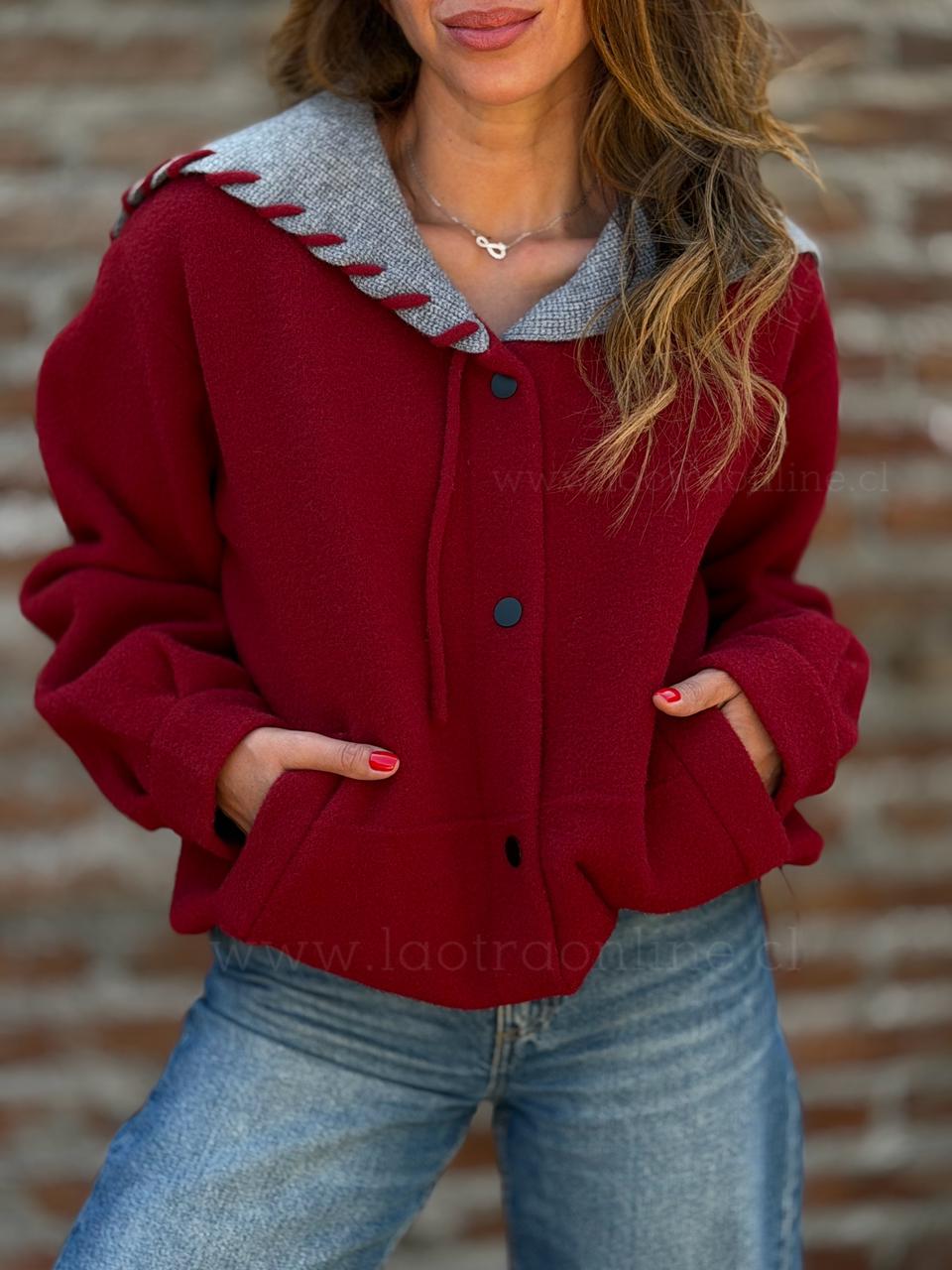 Abrigo Cuello magestuoso cherry