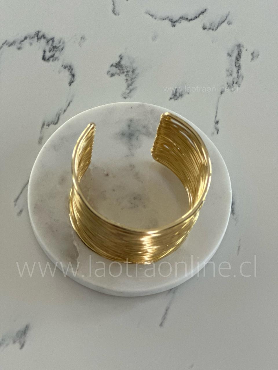 Pulsera/esclava África dorado